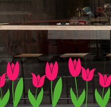 Наклейка на витрину к весне тюльпаны фото